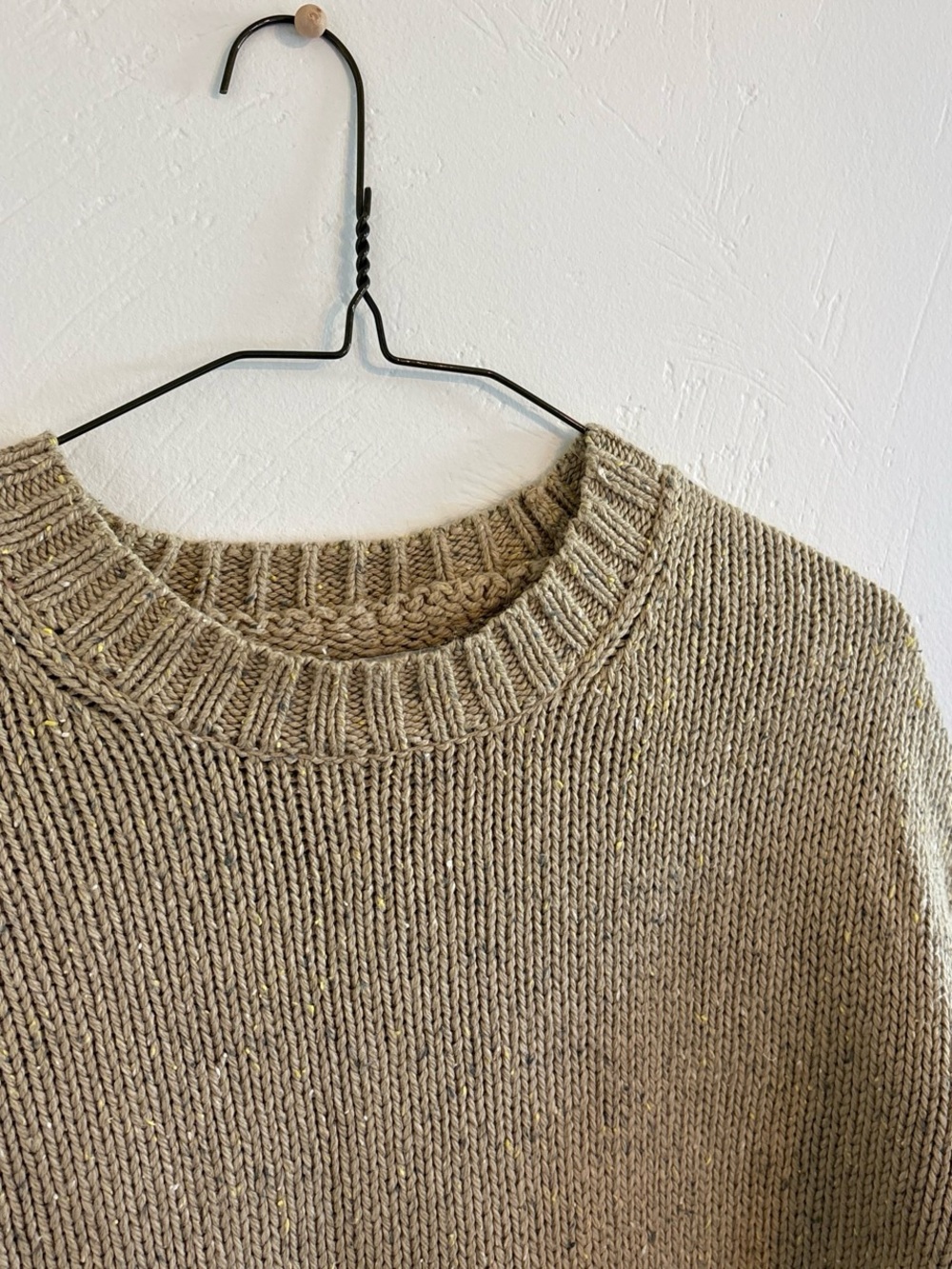 AE vintage green sweater